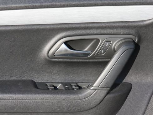 Used 2016 Volkswagen CC Sport image 20