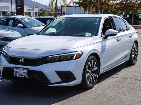 Used 2024 Honda Civic EX-L image 19