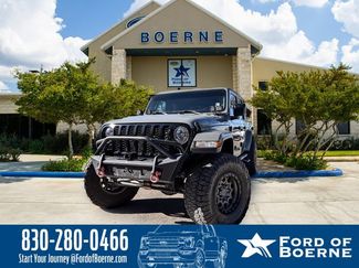 Used 2021 Jeep Gladiator Willys video 1