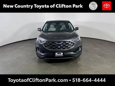Used 2019 Ford Edge Titanium w/ Equipment Group 301A AWD/4WD image 8