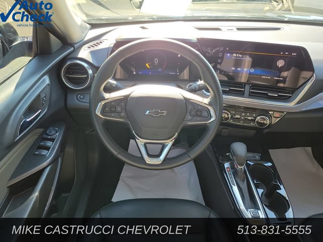 Used 2025 Chevrolet Trax ACTIV w/ Driver Confidence Package FWD image 12
