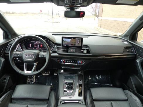 Used 2018 Audi SQ5 Prestige w/ Prestige Package image 37