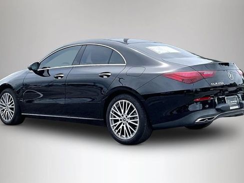 Used 2025 Mercedes-Benz CLA 250 image 4