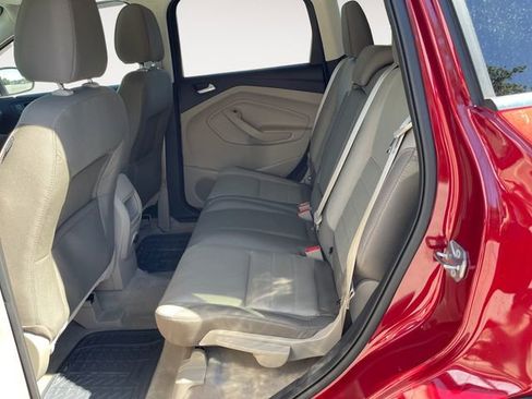 Used 2015 Ford Escape SE FWD image 13