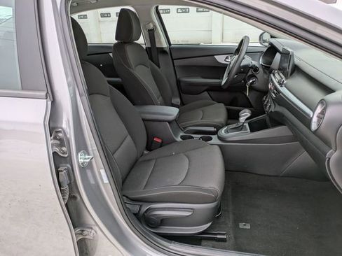 Used 2024 Kia Forte LXS image 20