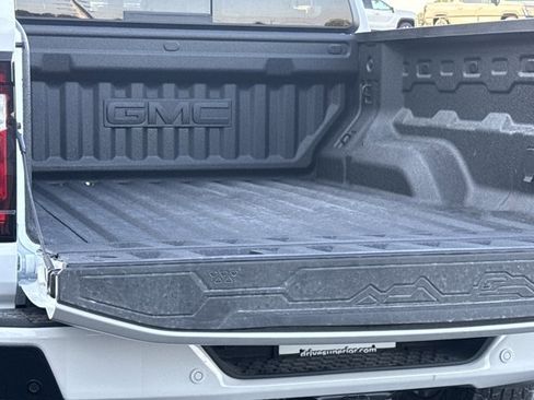 New 2026 GMC Canyon Elevation w/ Convenience Package image 11