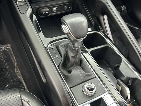Used 2024 Kia Telluride S w/ S Sunroof Package FWD image 29