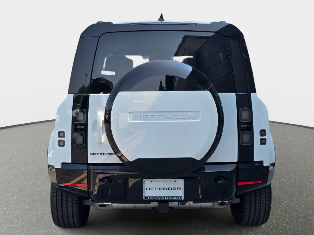 New 2026 Land Rover Defender 110 X-Dynamic SE AWD/4WD image 8