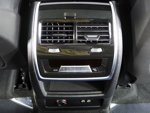 Used 2024 BMW X5 xDrive40i w/ Parking Assistance Package AWD/4WD image 24