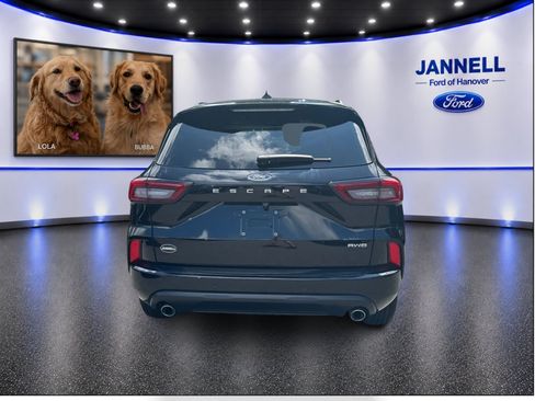 Used 2024 Ford Escape ST-Line w/ Tech Pack #1 AWD/4WD image 7