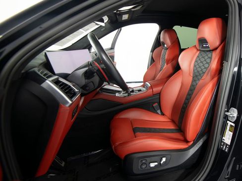 Used 2025 BMW X6 M Competition w/ Executive Package AWD/4WD image 39