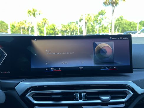 Used 2024 BMW 330i Sedan w/ Premium Package RWD image 23