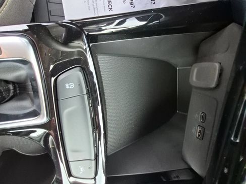 New 2026 Chevrolet Trax ACTIV FWD image 21