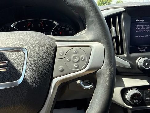 Used 2023 GMC Terrain SLT FWD image 18