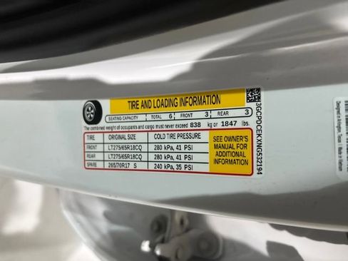 Used 2022 Chevrolet Silverado 1500 Custom Trail Boss w/ LPO, Dark Essentials Package image 31