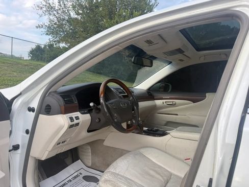 Used 2010 Lexus LS 460 RWD image 10
