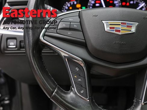Used 2018 Cadillac XT5 Luxury w/ Driver Awareness Package AWD/4WD image 15