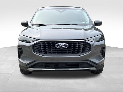 Used 2024 Ford Escape Active AWD/4WD image 2