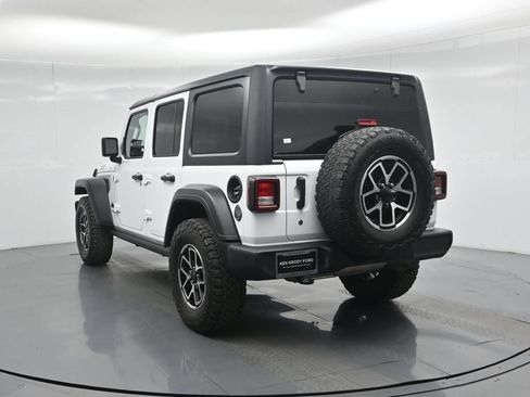 Used 2021 Jeep Wrangler Unlimited Sport AWD/4WD image 26