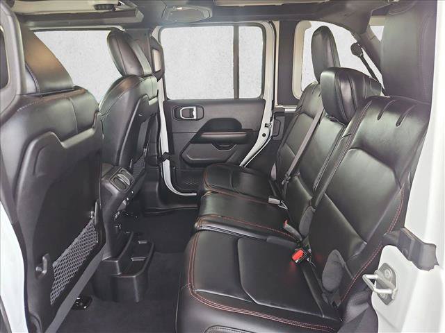Used 2024 Jeep Wrangler Unlimited Rubicon w/ Technology Group AWD/4WD image 16