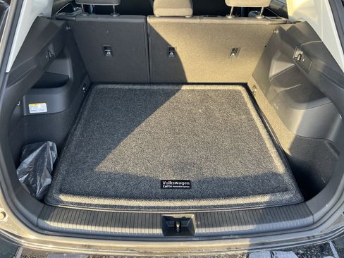 Used 2025 Volkswagen Tiguan S image 29