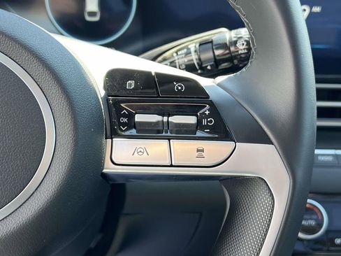 Certified 2023 Hyundai Elantra Limited image 22