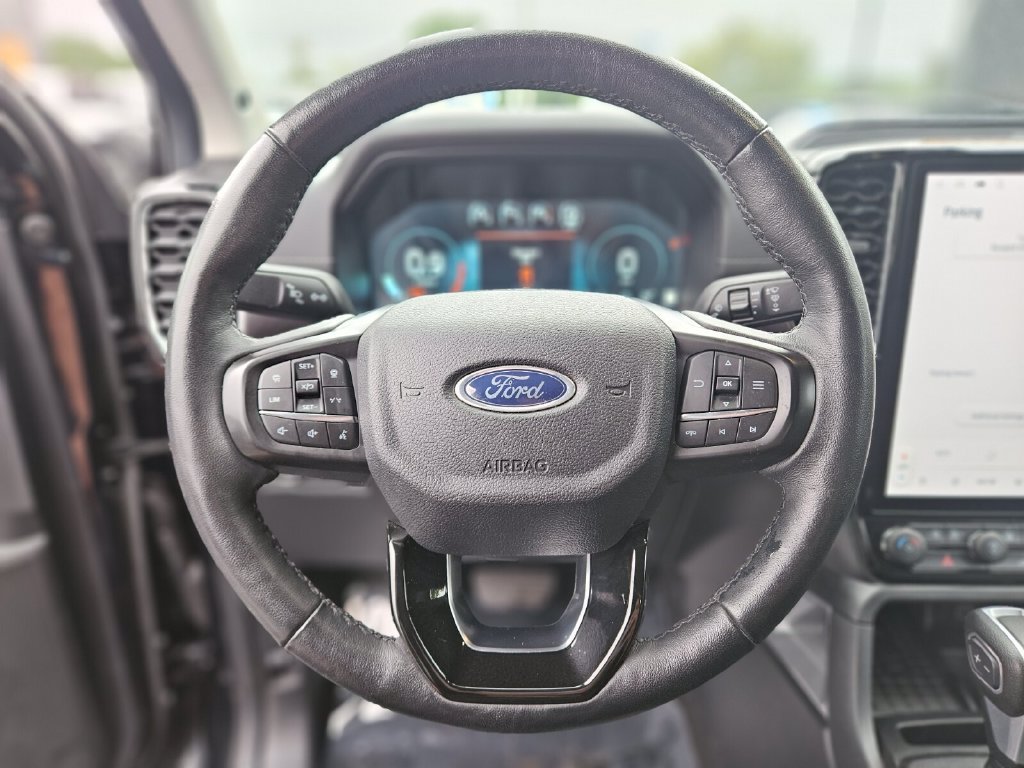 Used 2025 Ford Ranger Lariat AWD/4WD image 28