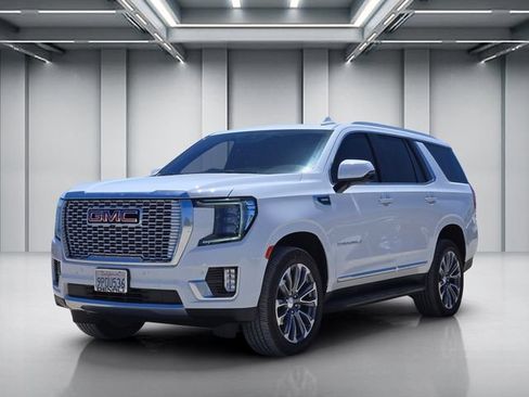 Used 2024 GMC Yukon Denali AWD/4WD image 8