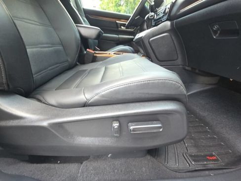 Used 2020 Honda CR-V Touring image 20