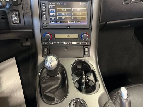 Used 2007 Chevrolet Corvette Convertible w/ Preferred Equipment Group RWD image 47