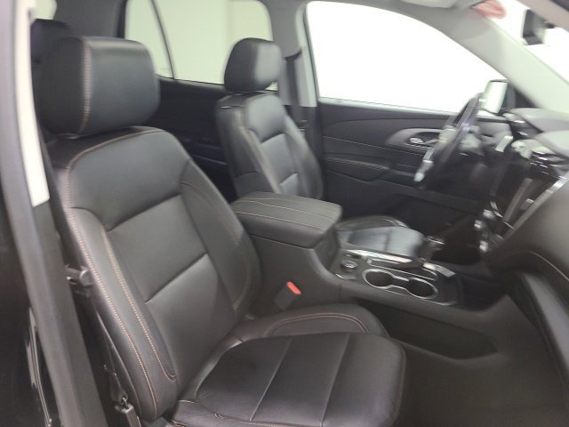 Used 2019 Chevrolet Traverse LT w/ LT Premium Package AWD/4WD image 14