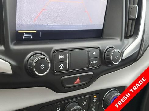 Used 2019 GMC Terrain SLT w/ Preferred Package image 18