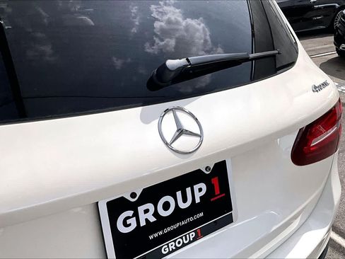 Certified 2017 Mercedes-Benz GLC 300 4MATIC image 31