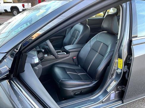 Certified 2024 Nissan Altima 2.5 SR image 10