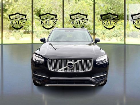 Used 2016 Volvo XC90 T6 Inscription w/ Vision Package image 2