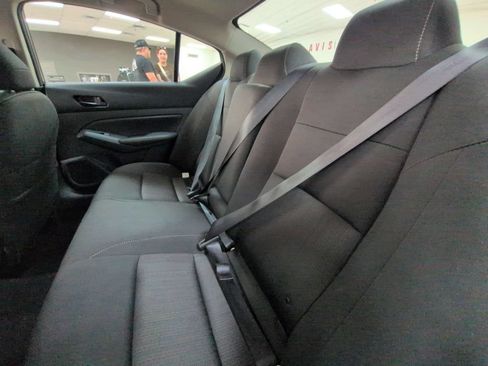 Used 2025 Nissan Altima 2.5 SV FWD image 25
