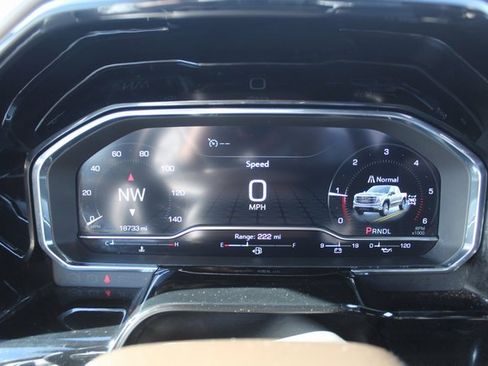 Used 2024 GMC Sierra 1500 SLE image 26