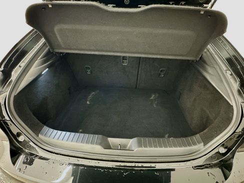 Used 2023 MAZDA MAZDA3 s image 31