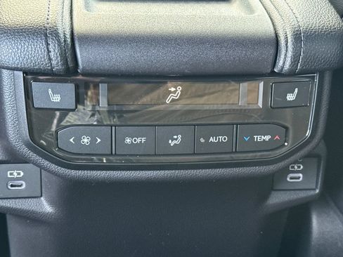 New 2026 Toyota Grand Highlander AWD Hybrid image 14