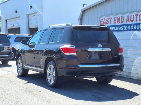 Used 2013 Toyota Highlander Limited AWD/4WD image 3