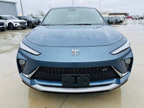 Used 2025 Buick Envista Sport Touring w/ Convenience I Package image 33