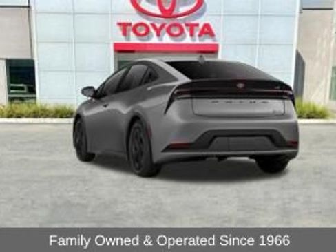 New 2026 Toyota Prius LE FWD image 9