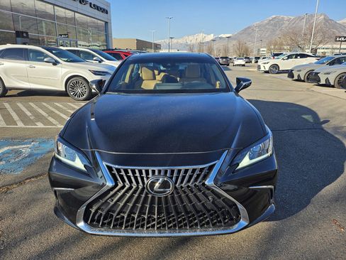 New 2025 Lexus ES 350 w/ Premium Package image 2