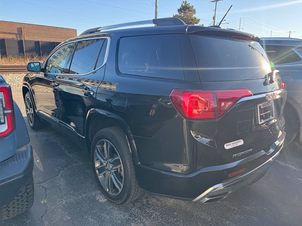 Used 2019 GMC Acadia Denali AWD/4WD image 4