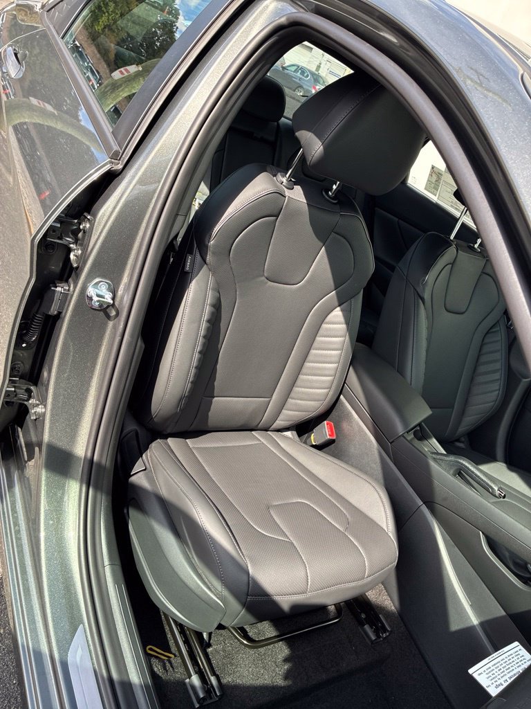 New 2026 Hyundai Elantra SEL Sport FWD image 19