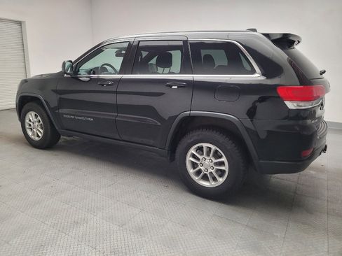 Used 2018 Jeep Grand Cherokee Laredo image 3