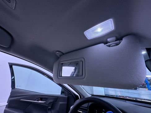 Used 2025 Toyota Camry LE w/ Convenience Package FWD image 32