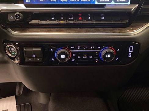 Used 2026 Chevrolet Silverado 1500 RST w/ RST Select Package AWD/4WD image 32