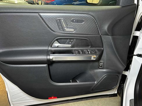 Certified 2025 Mercedes-Benz GLB 250 GLB 250 image 20