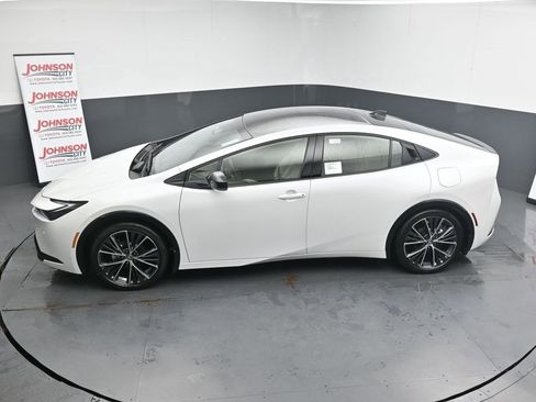 New 2026 Toyota Prius XLE image 24